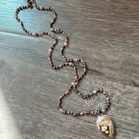 Handmade hand knotted mixed gemstone necklace with jasper pendant - Picture 4 of 9